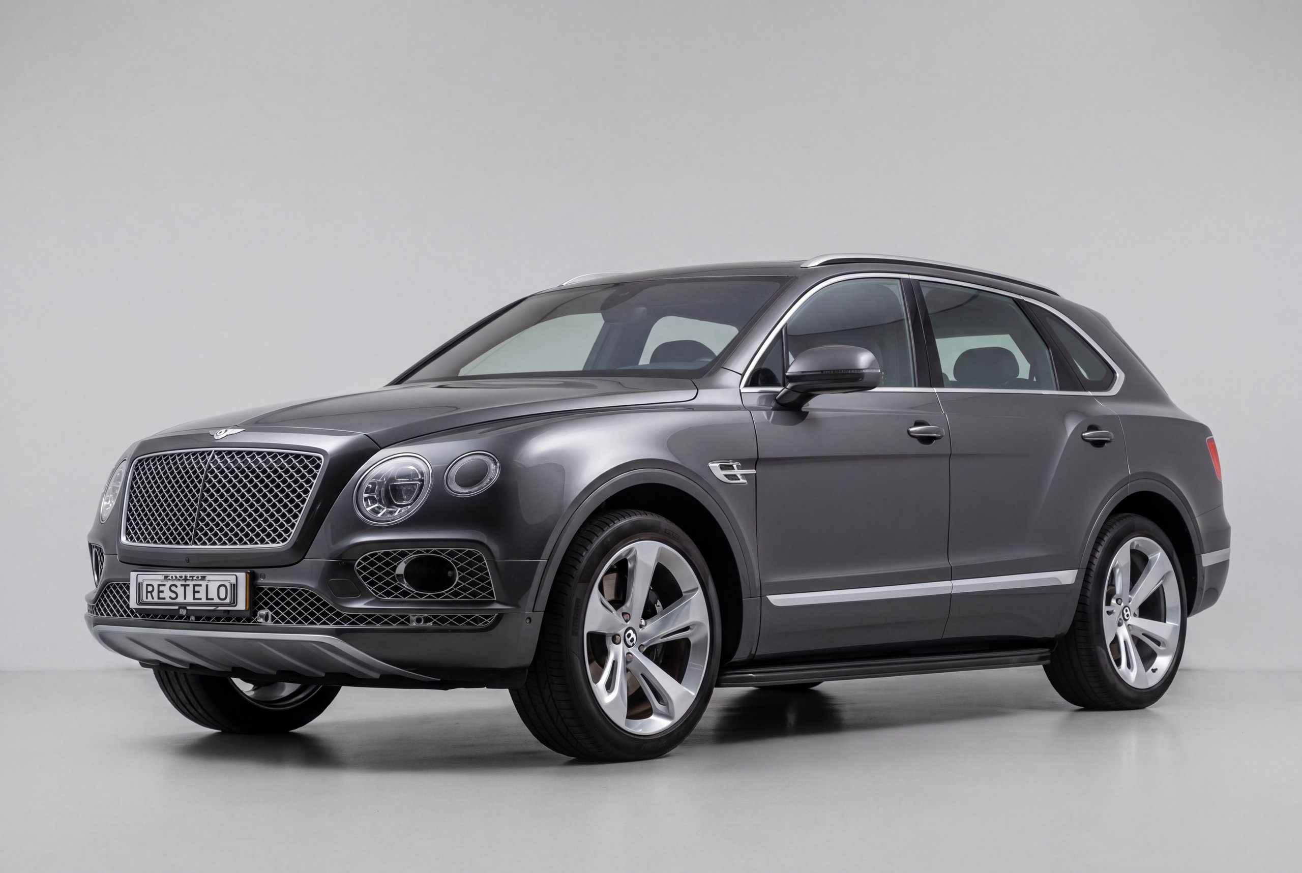 Bentley Bentayga V8